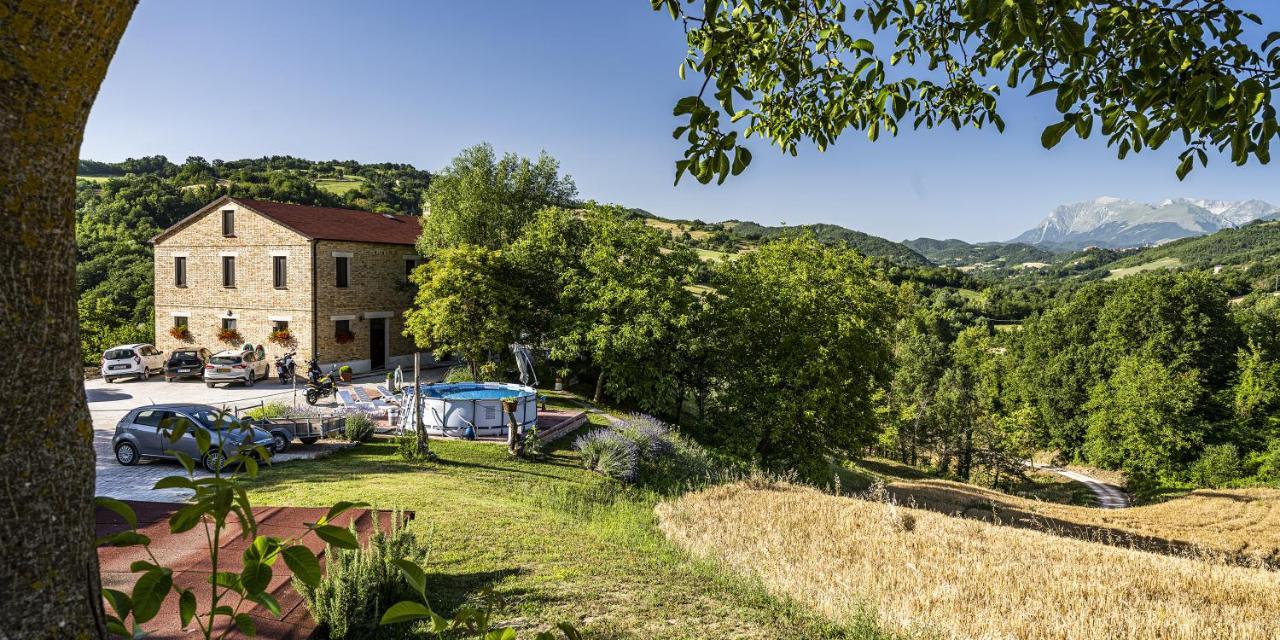 Casa Friano Bed & Breakfast Amandola Eksteriør bilde