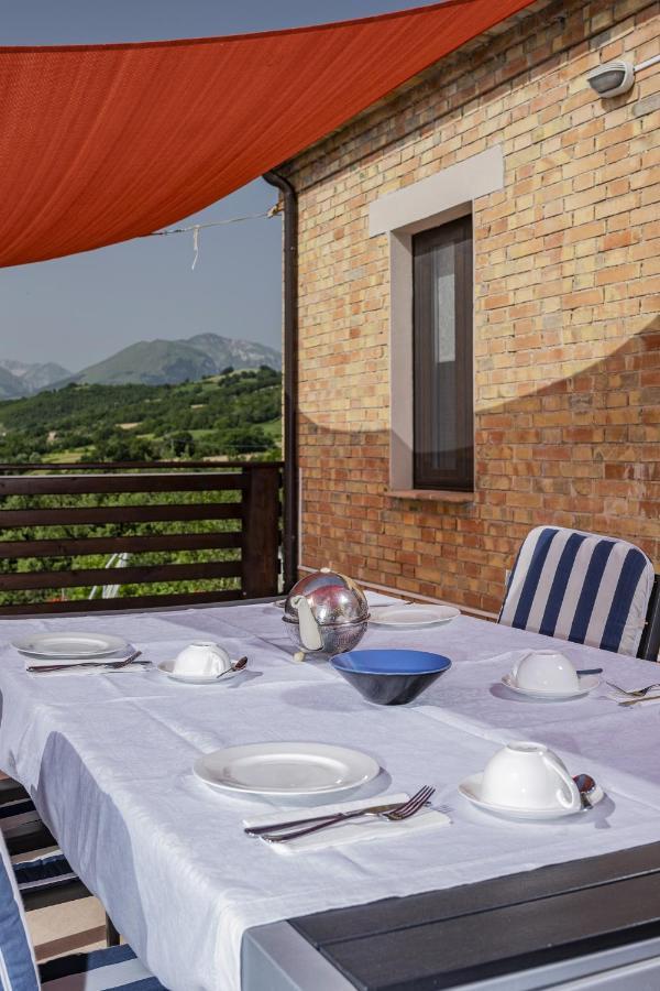 Casa Friano Bed & Breakfast Amandola Eksteriør bilde